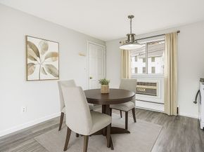 8 Bishop Dr 8, Framingham MA 01702