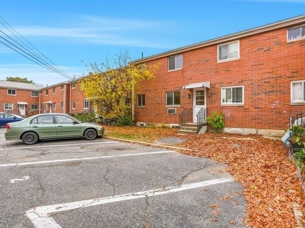 8 Bishop Dr 8, Framingham MA 01702