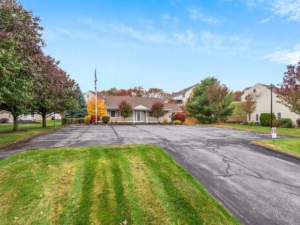 156 Hillside Village Dr 156, West Boylston MA 01583