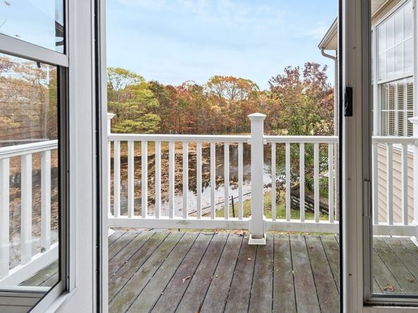 156 Hillside Village Dr 156, West Boylston MA 01583