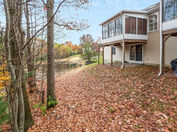 156 Hillside Village Dr 156, West Boylston MA 01583