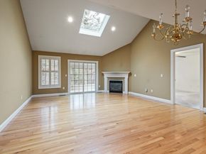 156 Hillside Village Dr 156, West Boylston MA 01583