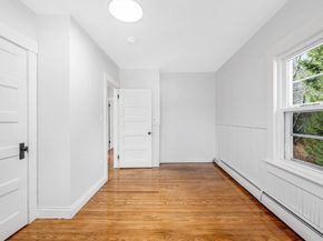 6 Coolidge St, Westford MA 01886