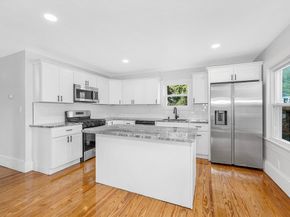 6 Coolidge St, Westford MA 01886
