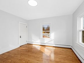 6 Coolidge St, Westford MA 01886