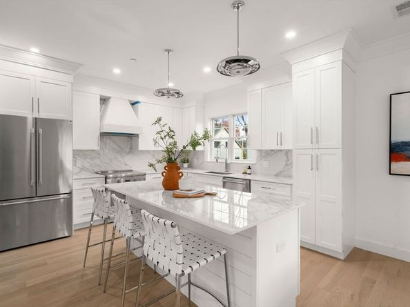 63 Oak Street B, Wellesley MA 02482