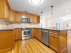 48 Taylor, Needham MA 02494