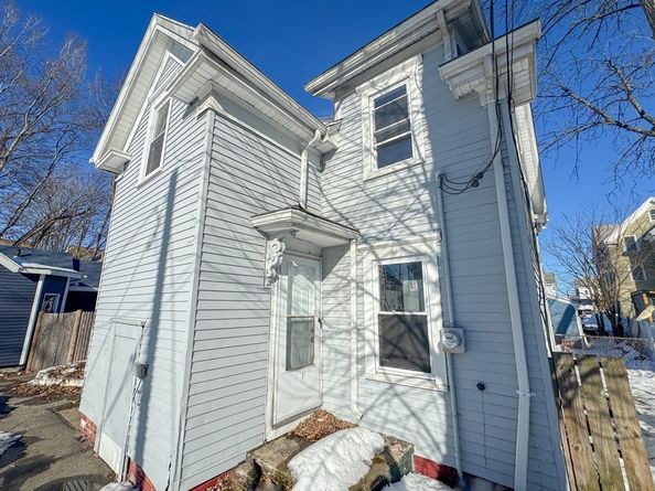 112 Laureston St, Brockton MA 02301