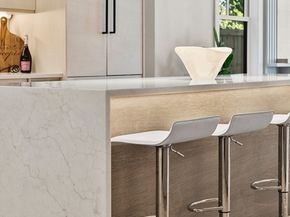 327 Alewife Brook Pkwy A, Somerville MA 02144