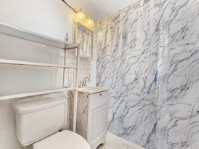 39 Crescent Ave 9, Chelsea MA 02150