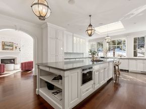 200 Pond Road, Wellesley MA 02482