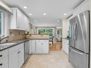 53 Bay Farm Rd 53, Duxbury MA 02332