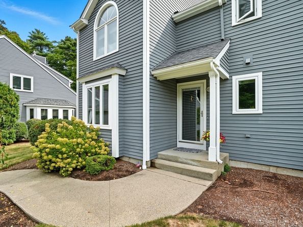 53 Bay Farm Rd 53, Duxbury MA 02332