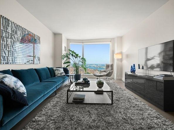 240 Devonshire Street 5703, Boston MA 02110