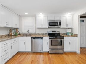 426-R Saratoga St, Boston MA 02128