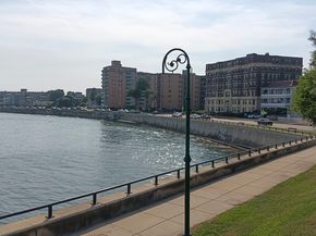 285 Lynn Shore Dr 304, Lynn MA 01902