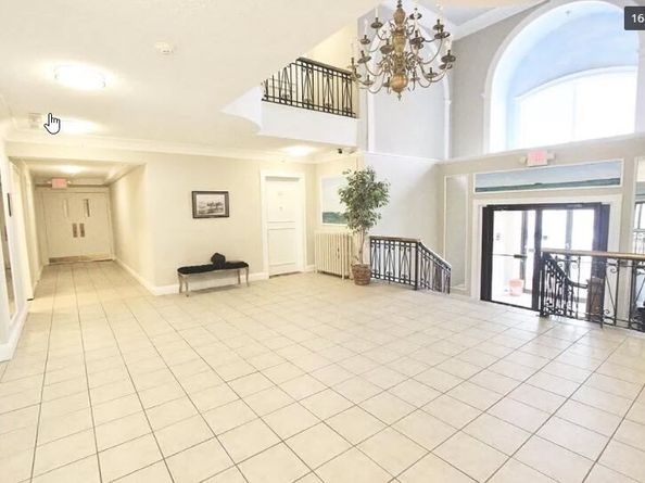 285 Lynn Shore Dr 304, Lynn MA 01902