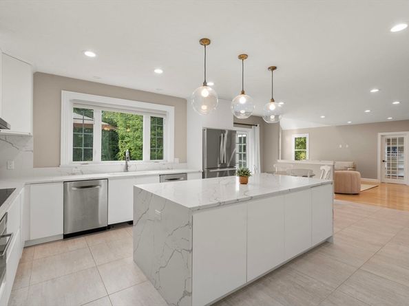 21 Cedar Springs Lane, Needham MA 02492