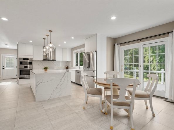 21 Cedar Springs Lane, Needham MA 02492