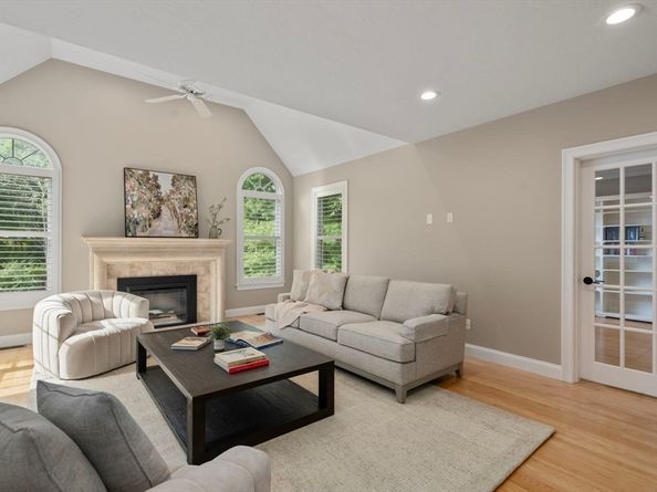 21 Cedar Springs Lane, Needham MA 02492