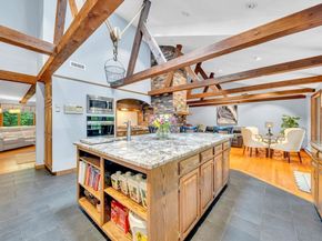 167 Middle St, West Newbury MA 01985