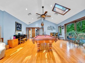 167 Middle St, West Newbury MA 01985