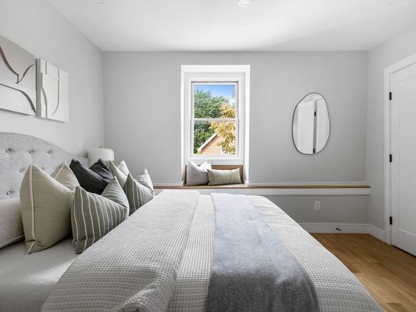 125 Saratogra Street U: 2, Boston MA 02128