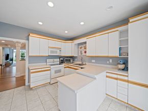 72 Kim Ter C, Stoughton MA 02072