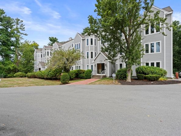 72 Kim Ter C, Stoughton MA 02072