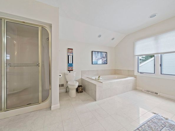 72 Kim Ter C, Stoughton MA 02072