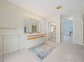 72 Kim Ter C, Stoughton MA 02072