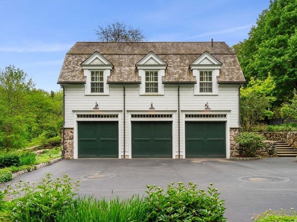 316 Johnson Street, North Andover MA 01845