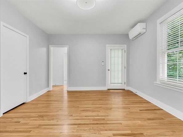 186 Main St 1, Wayland MA 01778