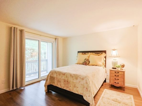 21 Lordvale Boulevard 406, Grafton MA 01536