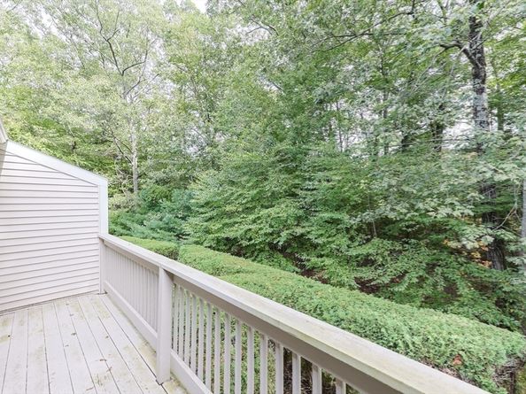 21 Lordvale Boulevard 406, Grafton MA 01536