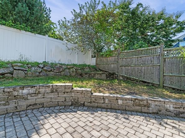 31 Lincoln Park, Marblehead MA 01945