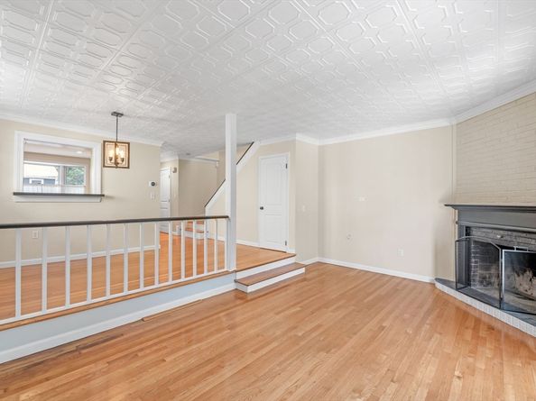 31 Lincoln Park, Marblehead MA 01945