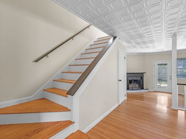 31 Lincoln Park, Marblehead MA 01945