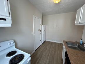 317 Summit Ave 9, Boston MA 02135