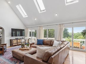 190 Vaughn Hill Rd, Bolton MA 01740
