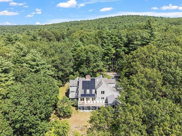 190 Vaughn Hill Rd, Bolton MA 01740