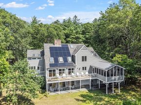 190 Vaughn Hill Rd, Bolton MA 01740