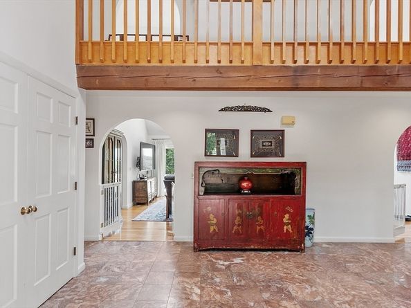 190 Vaughn Hill Rd, Bolton MA 01740