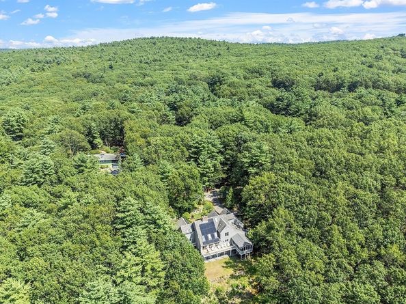 190 Vaughn Hill Rd, Bolton MA 01740