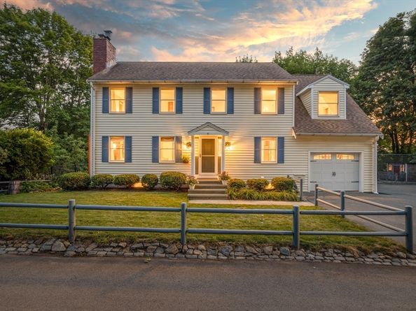 41 Filbert St, Quincy MA 02169