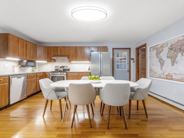 41 Filbert St, Quincy MA 02169