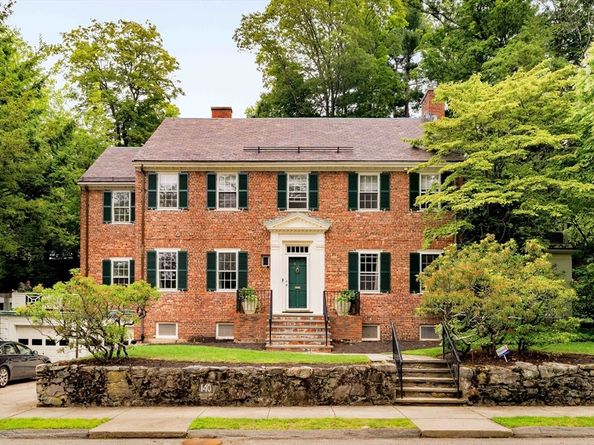140 Dudley St, Brookline MA 02445