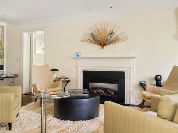 140 Dudley St, Brookline MA 02445
