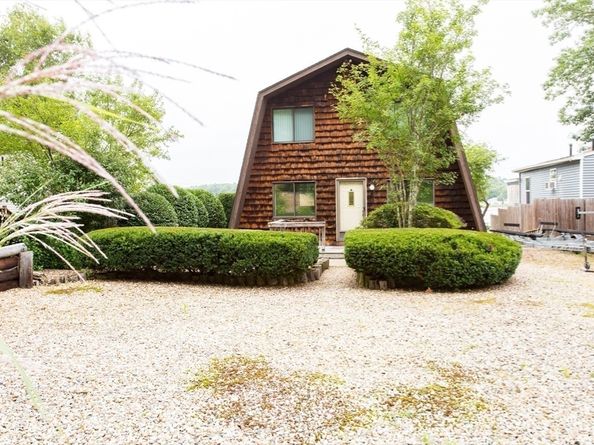 22 Beach Drive, West Brookfield MA 01585