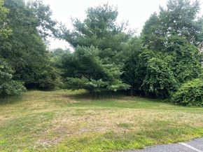 604 Bedford St 5, Whitman MA 02382